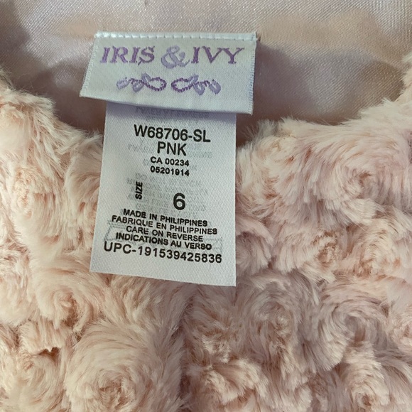 BEAUTIFUL LIGHT PINK, FAUX FUR, SHRIMP G/BOLERO BY IRIS & IVY . - Picture 4 of 5